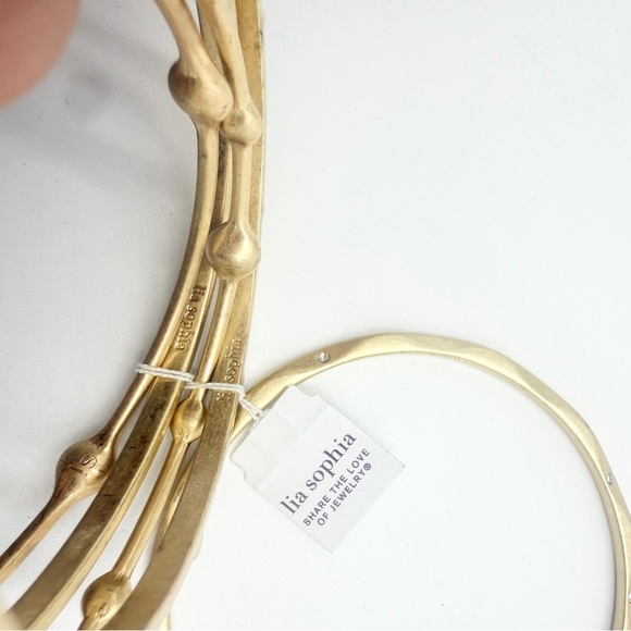 NWT Lia Sophia “For You” Set of 5 Matte Gold Tone w/Crystals Bangles - Picture 7 of 10